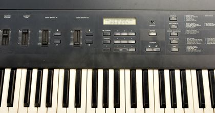 Korg-DSS-1 Sampling Synthesizer (+HxC)